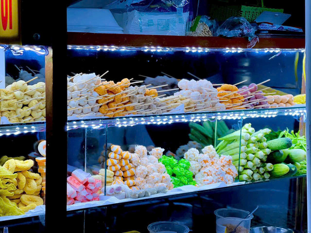 Cá Viên Chiên Mắm Tỏi & Trà Sữa - Ngọc Ngọc - 31A Nam Kỳ Khởi Nghĩa