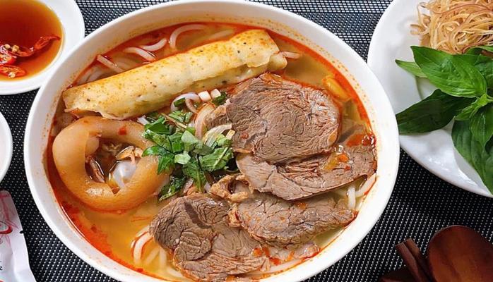 Hủ Tiếu & Bún Bò - Út Huệ