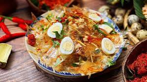12 Huỳnh Lý - Heo Khô Xé Sợi, Bánh Tráng Trộn & Trà Tắc