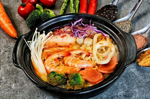 Lana Coffee & Food - Trần Quốc Toản