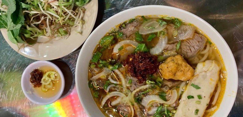 Bún Bò Huế Vĩ Dạ - Long Bình Tân