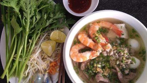 Hủ Tiếu Nam Vang & Bún Bò Huế - Quán Cây Me 29