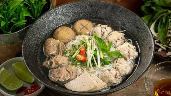 Bún Mọc Cô Mai - Bún Mọc, Bún Thang & Miến Gà - Tân Quy