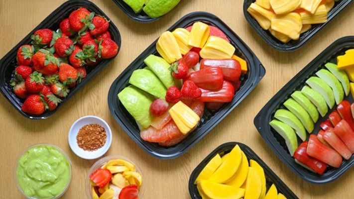 Tiệm Trái Cây Cắt Sẵn & Ăn Vặt - 121 Phan Đình Phùng