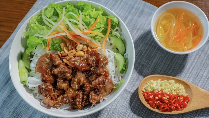 Bún Trộn Thịt Nướng - 88 Đinh Công Tráng