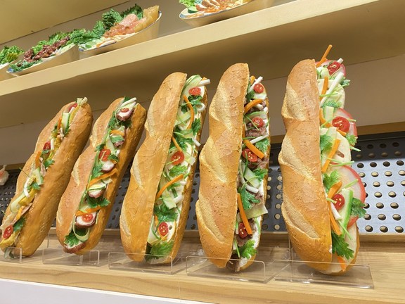 Tiệm Bánh Mì Chế Vân - Chương Dương