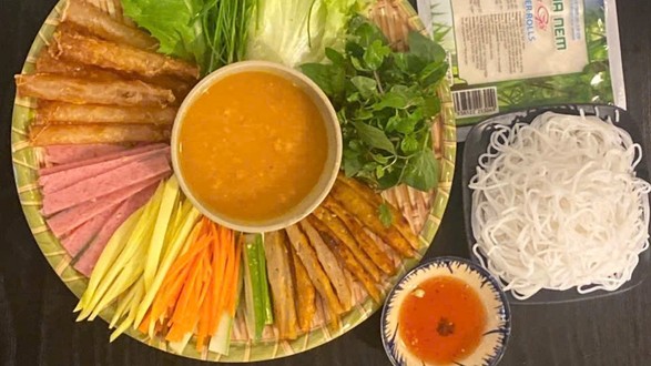 Nem Phần Ba Thức - Hoàng Xuân Hãn