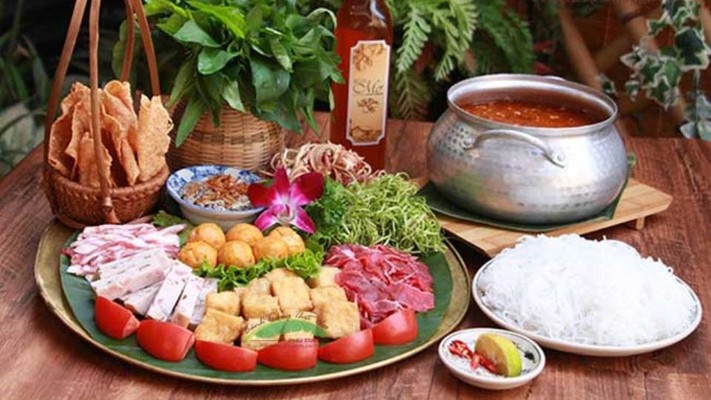 Mai XuKa - Lẩu Nướng - D3 Nhà 18 Chung Cư Đông Phát