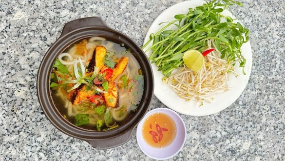 Bánh Canh Cá Lóc & Lẩu - A Hưng