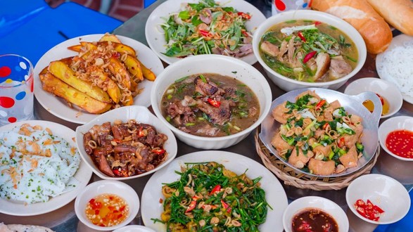 Soda Quán - Chế Lan Viên