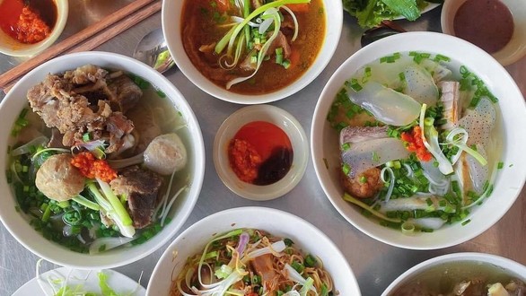 Bếp Nhà Cô Bé - Bún Cá, Bò Kho & Cơm Trưa - Thái Nguyên