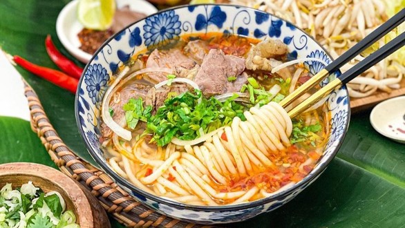 Bún Bò Huế O Kim - Làng Tăng Phú