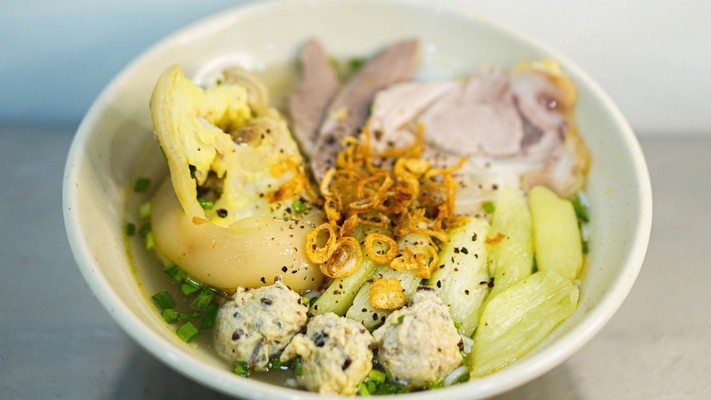 Bếp Ông Sỹ - Bún Mọc & Bún Dọc Mùng - Q7