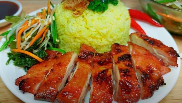 Lumi Food - Cơm Gà Nướng Mật Ong, Xôi Sườn Cay & Mỳ Tương Đen