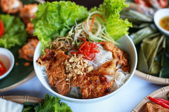 Bún Nhật Linh - Bún Thịt Nướng, Chè & Bún Chả Hà Nội - Lương Đình Của