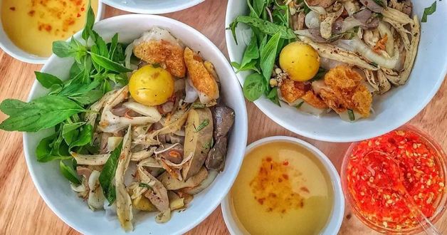 Huy’s Quán - Cháo Lòng & Bánh Ướt Lòng Gà