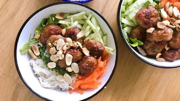 Cơm Chiên & Bún Thịt Nướng Minh Cẩm - Đường 41