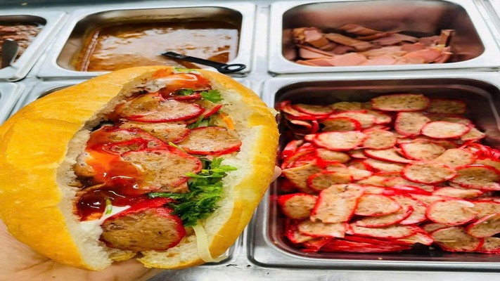 Bánh Mì & Xôi Mặn - Tiệm Bánh Mì Bamboo - Hồ Tùng Mậu