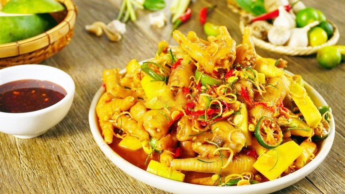 Ăn Vặt Mẹ Bơ - Chân Gà Sốt Thái, Sả Tắc & Cóc Ngâm Chua Ngọt - Đường Số 4