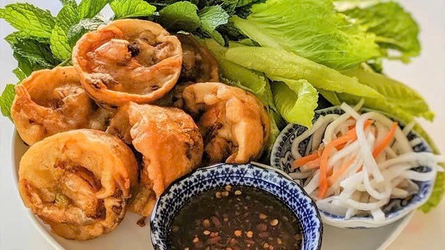 Bánh Cóng Miền Tây - Bánh Cuốn, Bánh Ướt & Bún Thịt Nướng - Cách Mạng Tháng 8