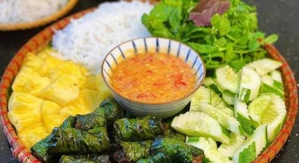 Thu Oanh Bún Chả Lốt & Nem Thịt Rán - Kim Giang