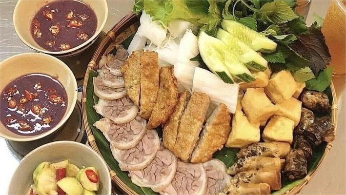 Bún Đậu Mắm Tôm & Nem Chua Rán Quán Tre - Tôn Thất Tùng