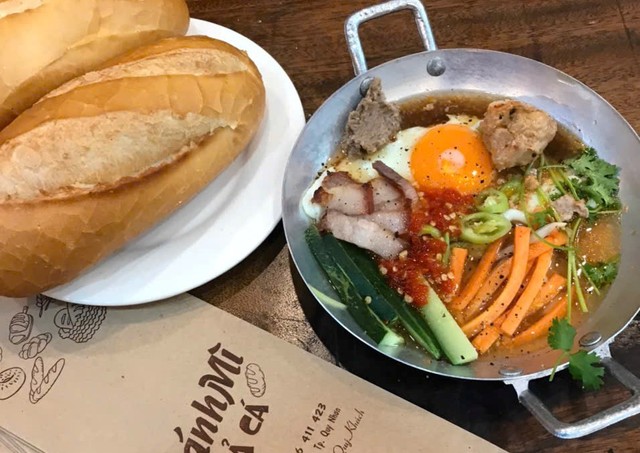 Bánh Mì Chả Cá Quy Nhơn