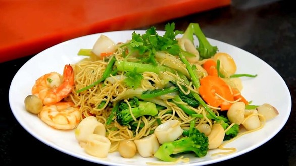 Bún Chả Cá, Cơm Chiên & Mỳ Xào - Ngã 5