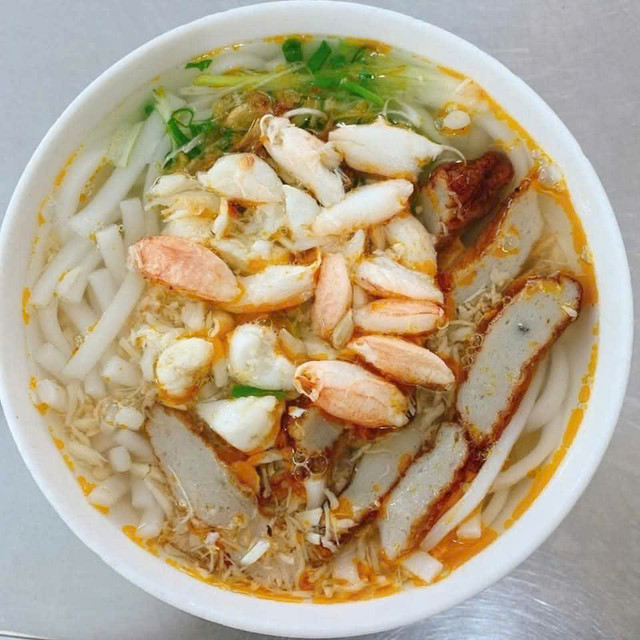 Bánh Canh Cua O Huệ - 86 Diên Hồng