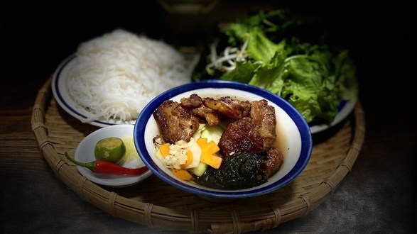 Bún Chả Hà Nội Lan Cao