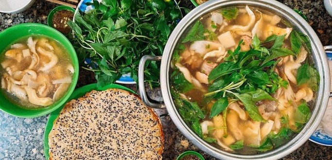 Bò Tơ 100 - Chuyên Món Lẩu, Chiên & Hấp