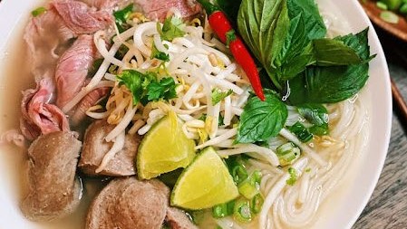 Phở Hoàng Phúc - Nguyễn Văn Lượng