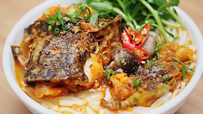 Quán O Huệ - Bún Bò Huế, Mì Quảng & Bánh Canh Cá Lóc - Nguyễn Gia Trí