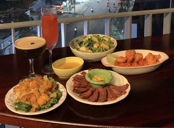 Asma Rooftop - Phạm Văn Thuận