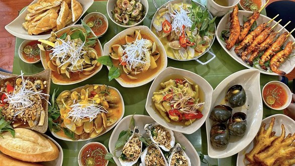 Ốc Bụp - 36 Lê Văn Thủ