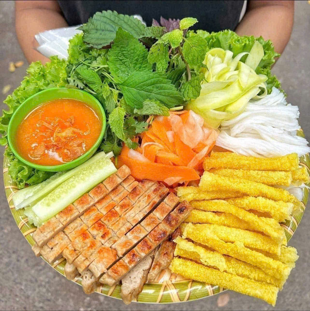 Nem Nướng Nha Trang 97 Triều Khúc