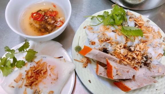 Cơm & Bánh Cuốn - Hoàng Thơm