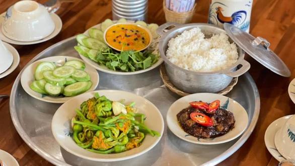 Nồi Đất - Cơm Trưa Văn Phòng