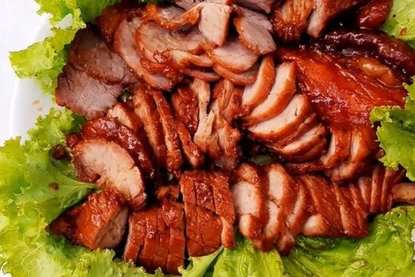 Bánh Mì & Cơm Xá Xíu - Hoàng Long