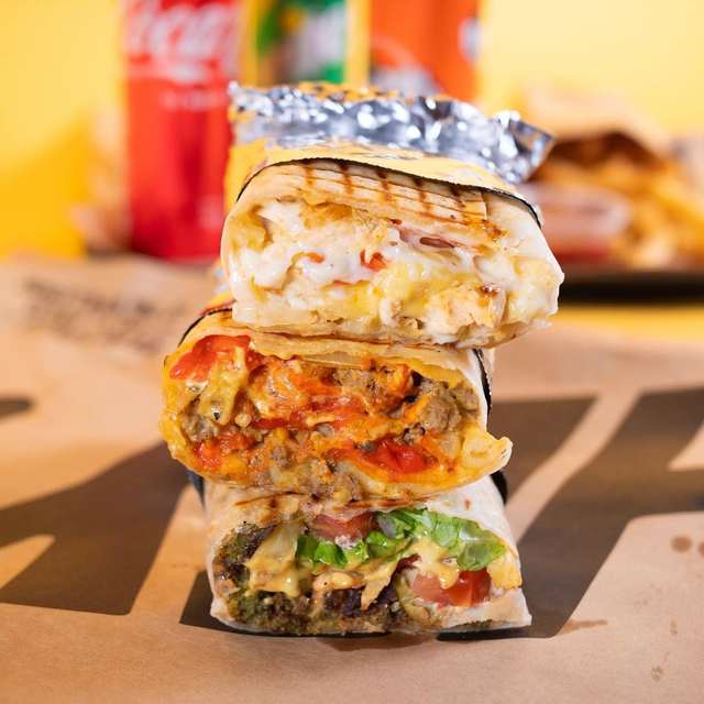 TIỆM BÁNH URI 2 - Burger, Hotdog & Tacos