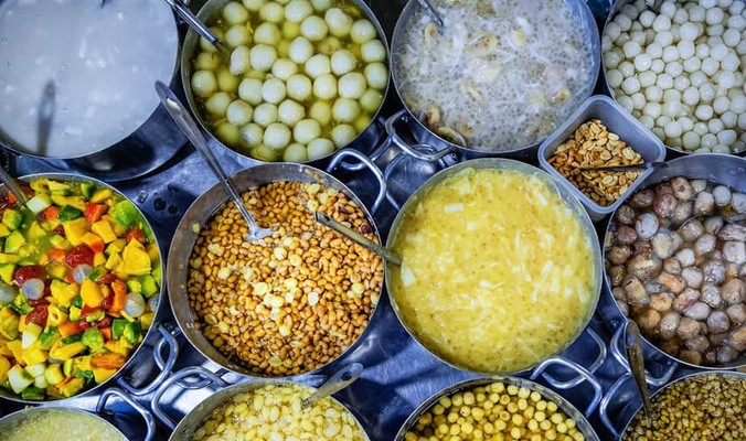 Tiệm Chè Tháng Tư - Hồ Thị Tư