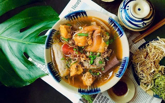 MÊ BÚN - Bún Riêu & Bún Đỏ - Trần Văn Ơn