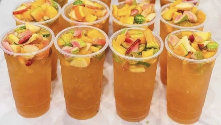 Tiệm Trà Trái Cây Tươi - Cô Lủng - 193 Hồ Sen