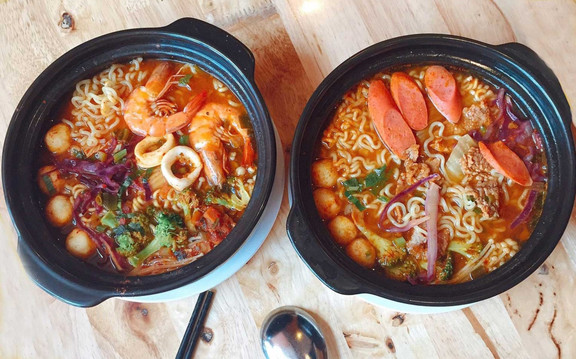 Ăn Vặt Bún Thái - Mỳ Cay - Vẹo Lựa Quán