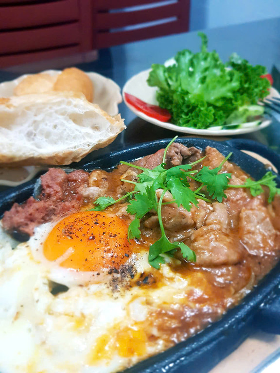 Tiệm Bò Né Nhỏ Xíu - 35 Trần Thị Kỷ