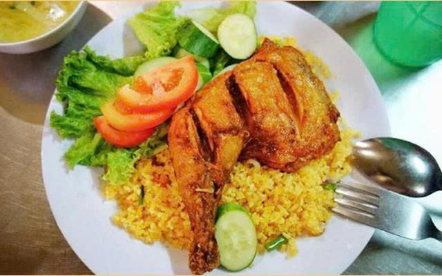 CƠM CHIÊN GÀ XỐI MỠ ĐẠT KÝ 2