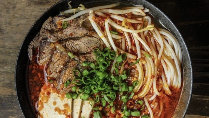 Bún Bò Huế - Bệnh Viện Tâm Phúc