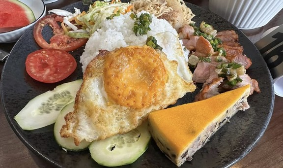 Bếp Nhà Cơm Tấm - Cơm Tấm