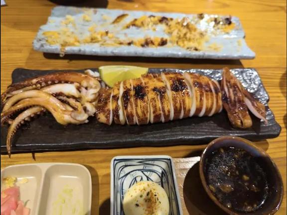 SUSHI WAGAO - Sư Vạn Hạnh