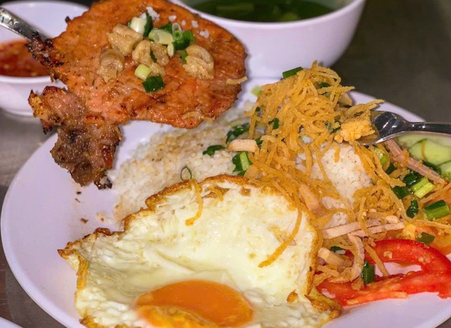 Cơm Tấm Ghiền - Võ Thị Sáu